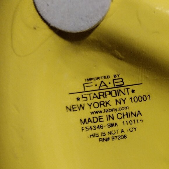 Pokemon || 8.5" Pikachu Ceramic Bank - Picture 9 of 11